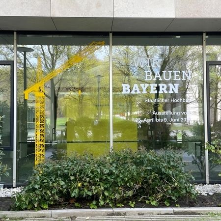 beschriftetes Schaufenster_restored